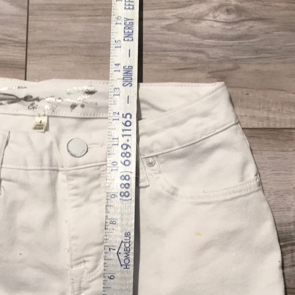 Seven shorts - Picture 5 of 6